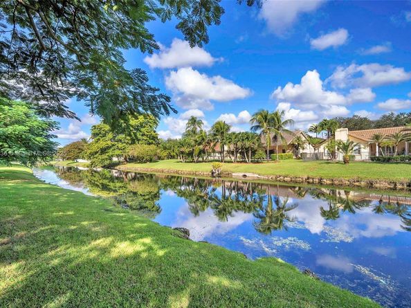 9239 NW 9th Pl C1L, Plantation FL 33324