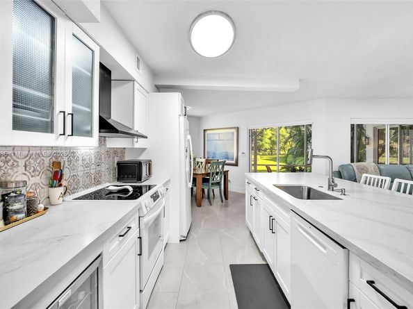 9239 NW 9th Pl C1L, Plantation FL 33324