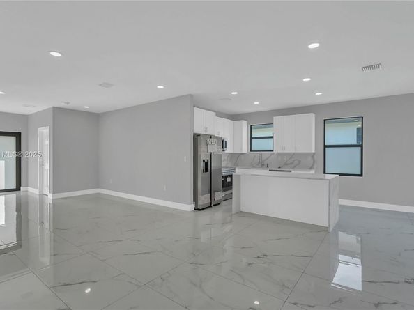 1240 NW 30th Ave, Fort Lauderdale FL 33311