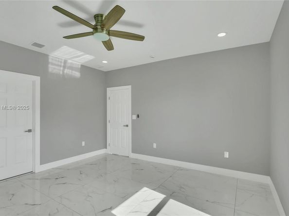 1240 NW 30th Ave, Fort Lauderdale FL 33311
