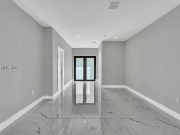 1240 NW 30th Ave, Fort Lauderdale FL 33311