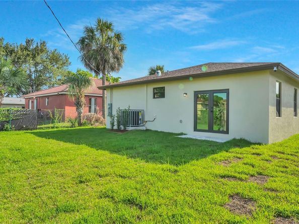1240 NW 30th Ave, Fort Lauderdale FL 33311