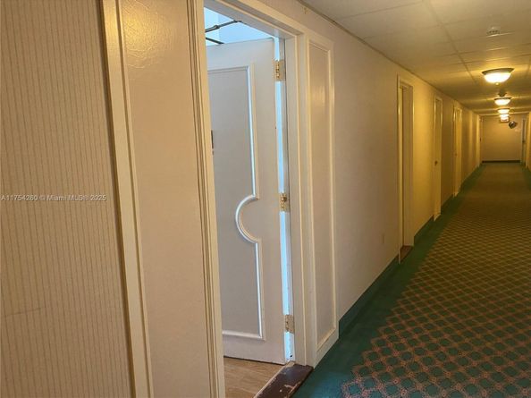1985 S Ocean Dr 22A, Hallandale Beach FL 33009