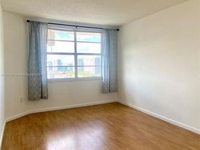 1985 S Ocean Dr 22A, Hallandale Beach FL 33009
