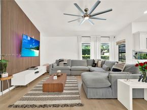 8525 NW 49th Dr, Coral Springs FL 33067