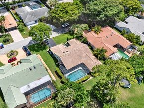 8525 NW 49th Dr, Coral Springs FL 33067