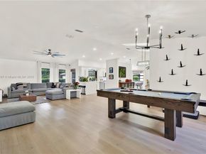 8525 NW 49th Dr, Coral Springs FL 33067