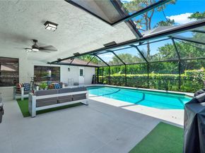 8525 NW 49th Dr, Coral Springs FL 33067