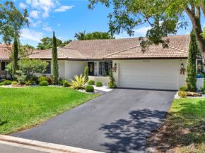 8525 NW 49th Dr, Coral Springs FL 33067