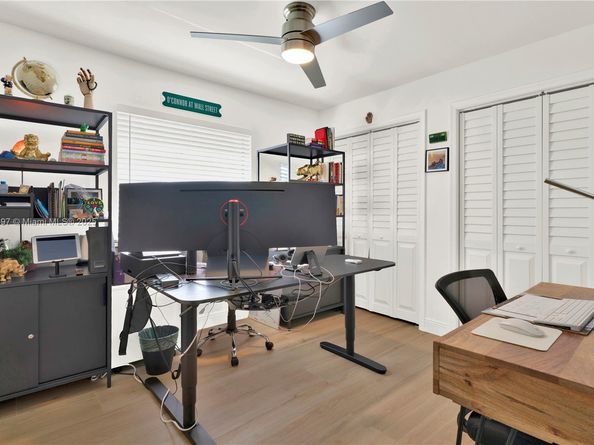 8525 NW 49th Dr, Coral Springs FL 33067