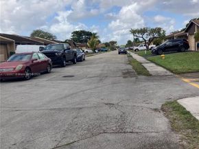 9531 W Heather Ln, Miramar FL 33025