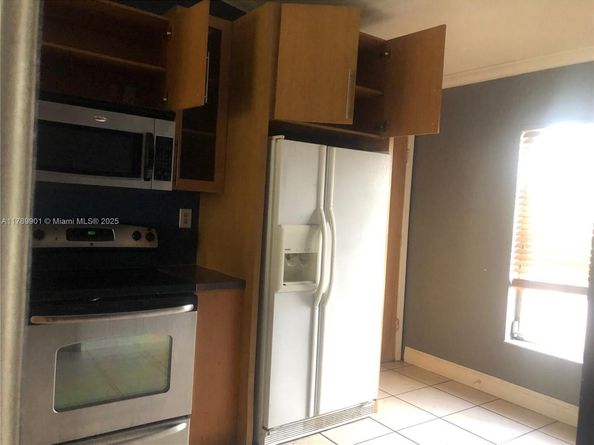 9531 W Heather Ln, Miramar FL 33025