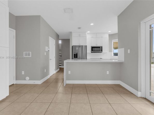 13940 SW 127th Ct, Miami FL 33186