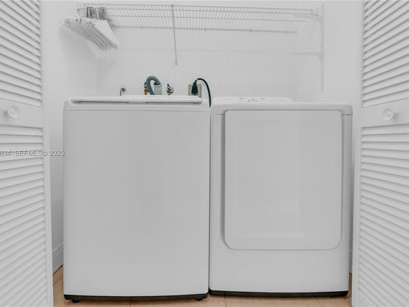 13940 SW 127th Ct, Miami FL 33186