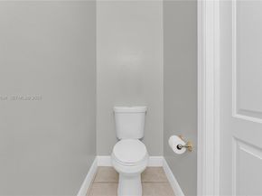 13940 SW 127th Ct, Miami FL 33186