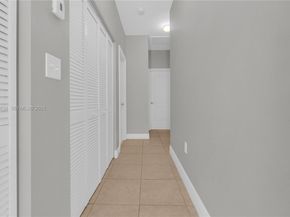 13940 SW 127th Ct, Miami FL 33186