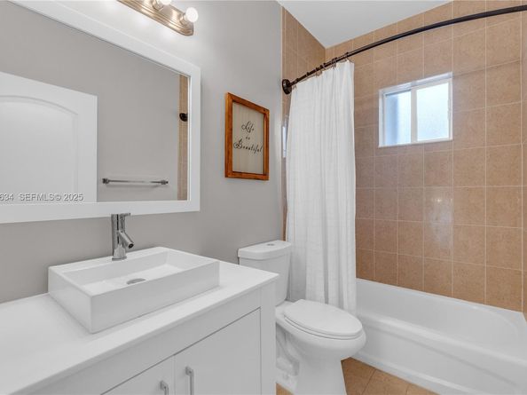 13940 SW 127th Ct, Miami FL 33186