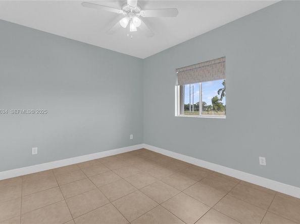 13940 SW 127th Ct, Miami FL 33186