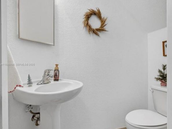 3342 Blue Fin Dr, West Palm Beach FL 33411