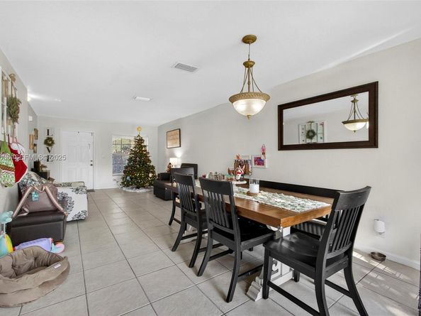 3342 Blue Fin Dr, West Palm Beach FL 33411