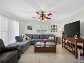 3342 Blue Fin Dr, West Palm Beach FL 33411
