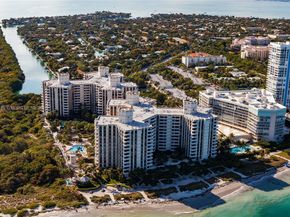 1111 Crandon Blvd C205, Key Biscayne FL 33149