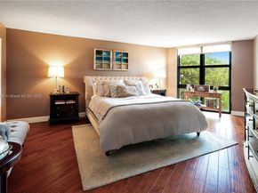 1111 Crandon Blvd C205, Key Biscayne FL 33149