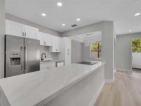 884 NW 170th Ter, Pembroke Pines FL 33028