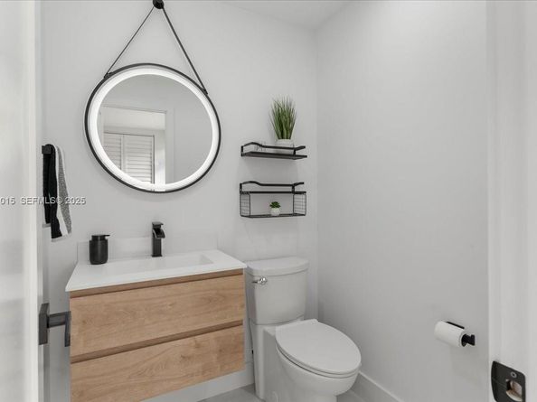 10923 SW 75th Ter, Miami FL 33173