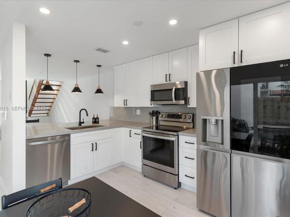 10923 SW 75th Ter, Miami FL 33173