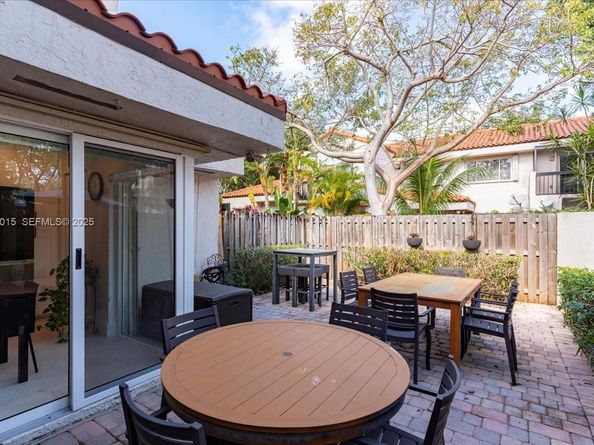 10923 SW 75th Ter, Miami FL 33173