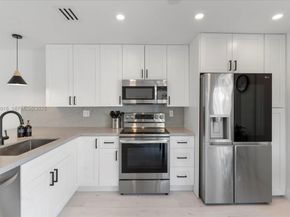 10923 SW 75th Ter, Miami FL 33173