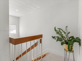 10923 SW 75th Ter, Miami FL 33173