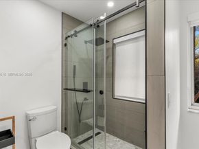 10923 SW 75th Ter, Miami FL 33173