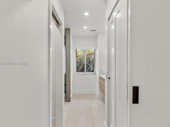 10923 SW 75th Ter, Miami FL 33173