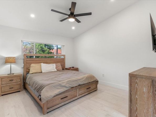 10923 SW 75th Ter, Miami FL 33173