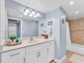 401 69th St 1606, Miami Beach FL 33141
