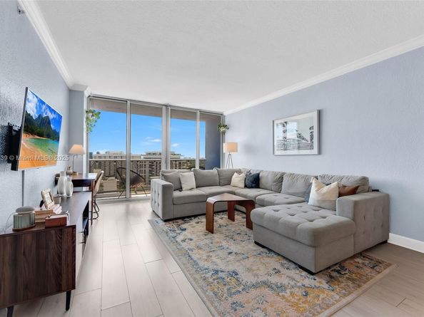 401 69th St 1606, Miami Beach FL 33141