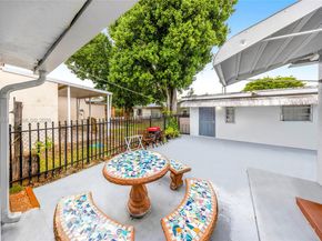 943 SW 9th Ave, Miami FL 33130