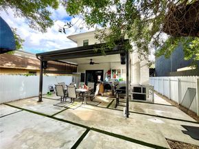 2957 NW 45th St, Miami FL 33142