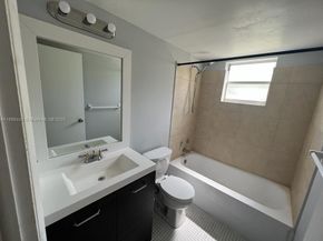 4158 NW 90th Ave 207, Coral Springs FL 33065