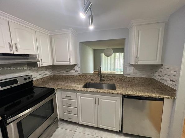 4158 NW 90th Ave 207, Coral Springs FL 33065