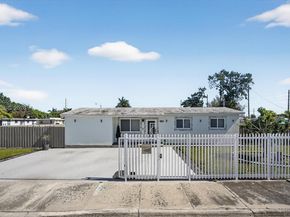22301 SW 117th Pl, Miami FL 33170
