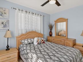 22301 SW 117th Pl, Miami FL 33170