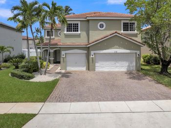 2128 SW 176th Ter