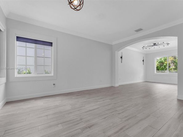 2128 SW 176th Ter, Miramar FL 33029