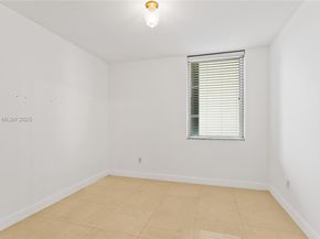 1050 Brickell Ave 2620, Miami FL 33131