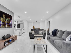 3800 Hillcrest Dr 203, Hollywood FL 33021