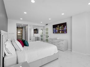 3800 Hillcrest Dr 203, Hollywood FL 33021