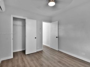 547 NW 49th St, Miami FL 33127